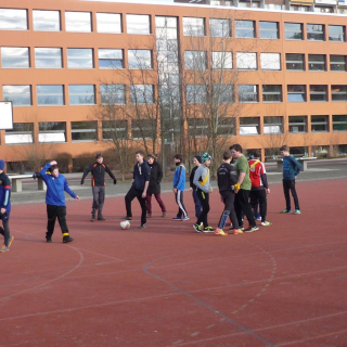 fuball-4 Montessori-Schulzentrum Leipzig - Neuigkeiten - Fußballer klagen nicht über Kälte